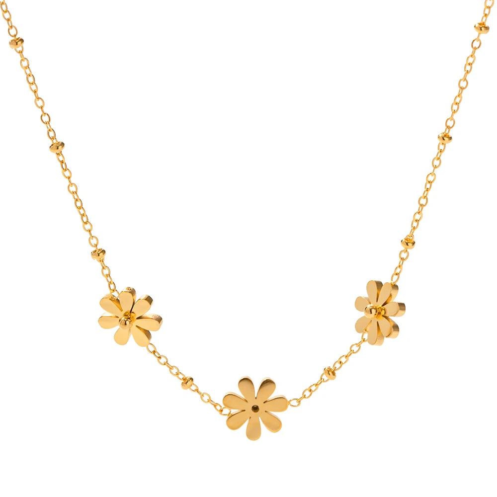 Collier TROIS PETITES MARGUERITES