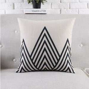 Housses de coussin COLLECTION BLACK AND WHITE - triangles - coussins - La boutique by c.
