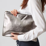 Pochette FASHIONISTA de la COLLECTION MESSAGE CODE - argent - sacs - La boutique by c.